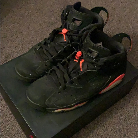 Jordan’s - Picture 2 of 2